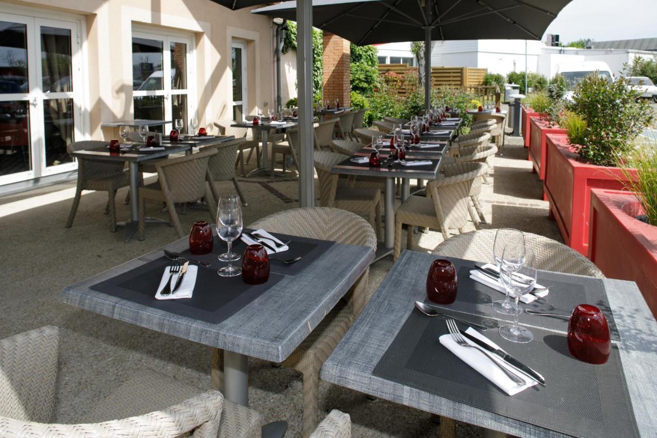 Logis Hotel L'Oree De Chartres - Barjouville Εξωτερικό φωτογραφία