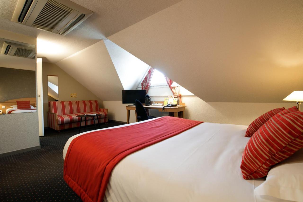 Logis Hotel L'Oree De Chartres - Barjouville Εξωτερικό φωτογραφία