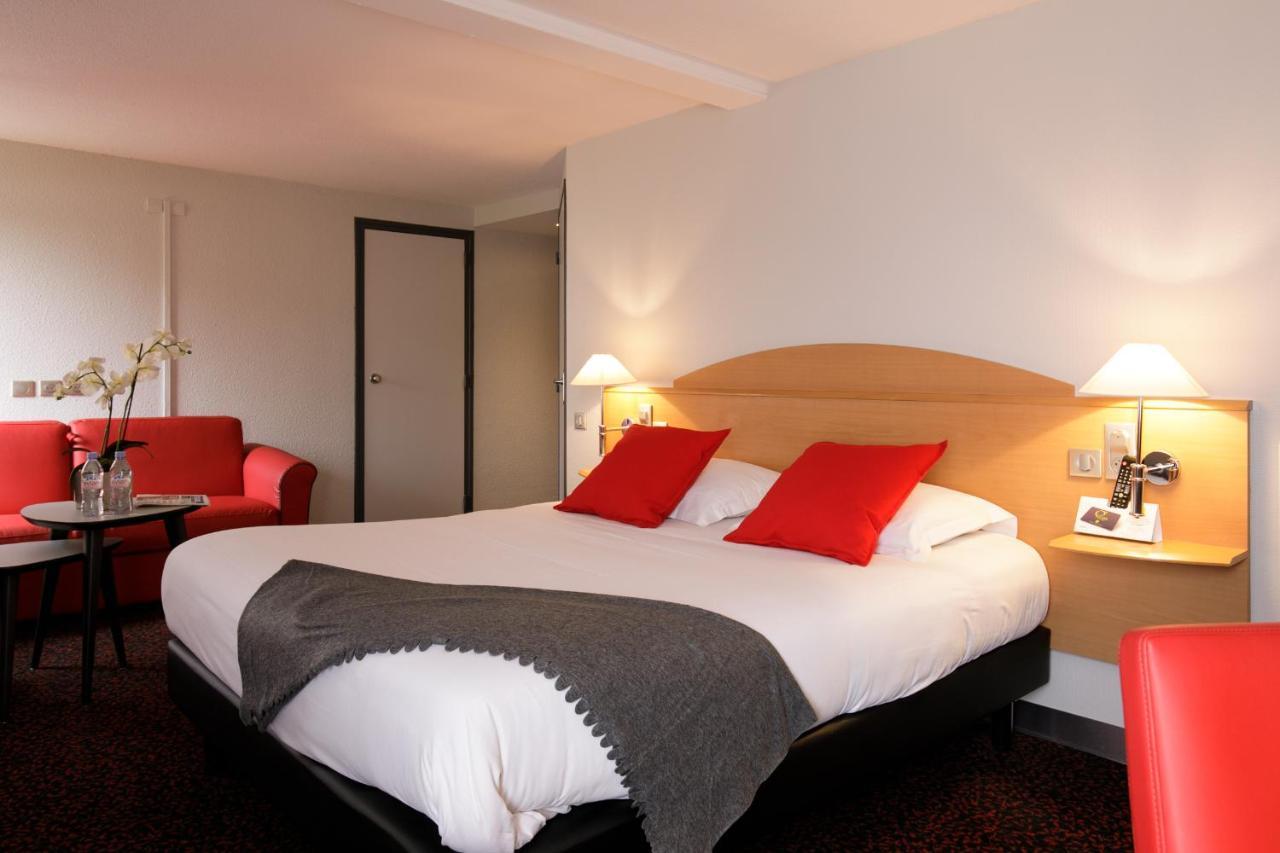 Logis Hotel L'Oree De Chartres - Barjouville Εξωτερικό φωτογραφία