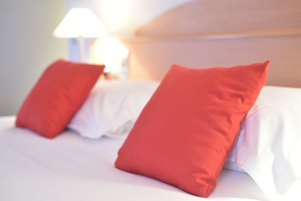 Logis Hotel L'Oree De Chartres - Barjouville Εξωτερικό φωτογραφία