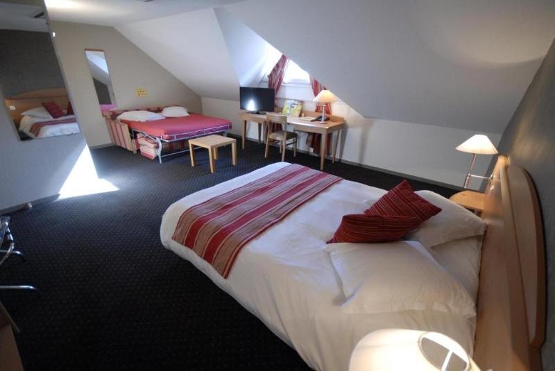 Logis Hotel L'Oree De Chartres - Barjouville Εξωτερικό φωτογραφία